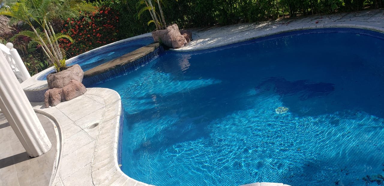 Sale FERIADO en la playa
