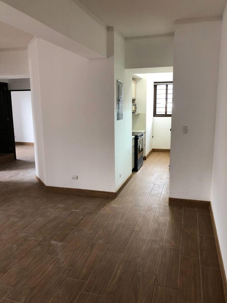 Apartamento en venta zona 14 / Edificio Garces de la Villa