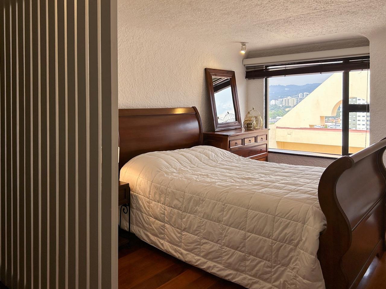 Rento Apartamento Edificio Castelar zona 10