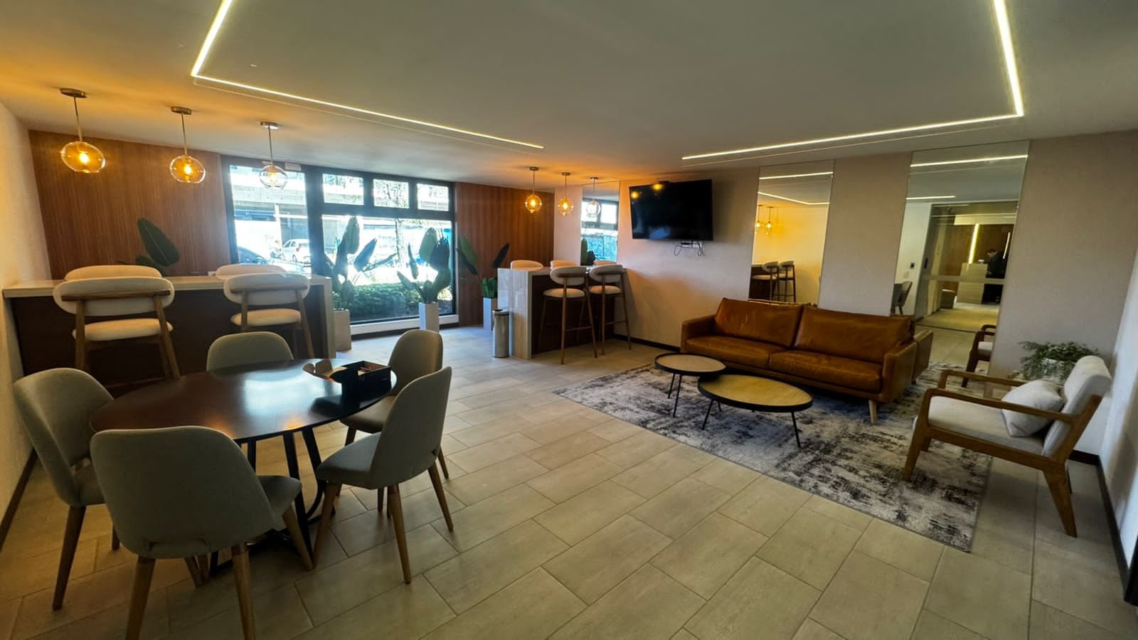 Rento Apartamento en Edificio Aure zona 13