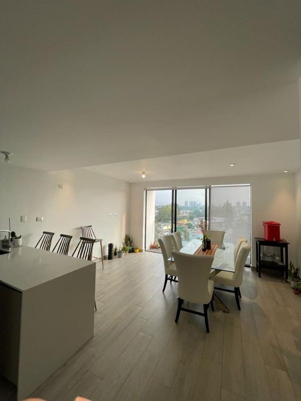 Apartamento en Renta Amueblado en zona 15