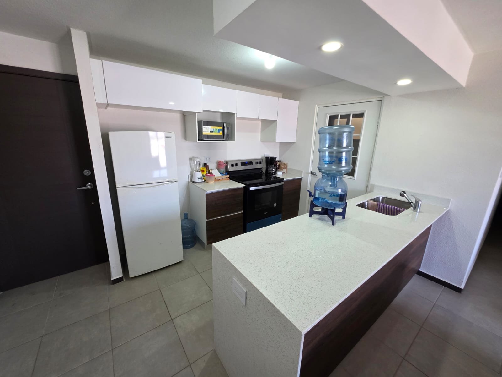 Apartamento amueblado en renta en parque san Ángel zona 2