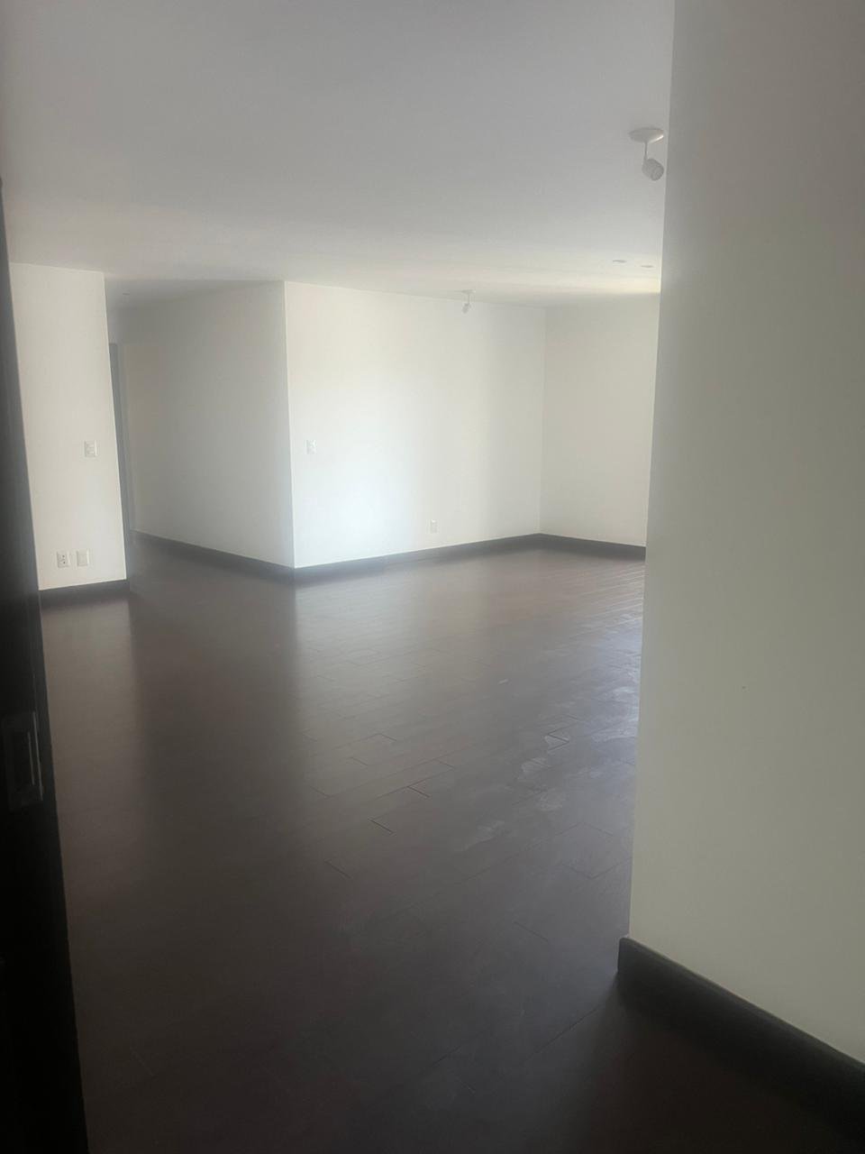 Apartamento en renta en Attica