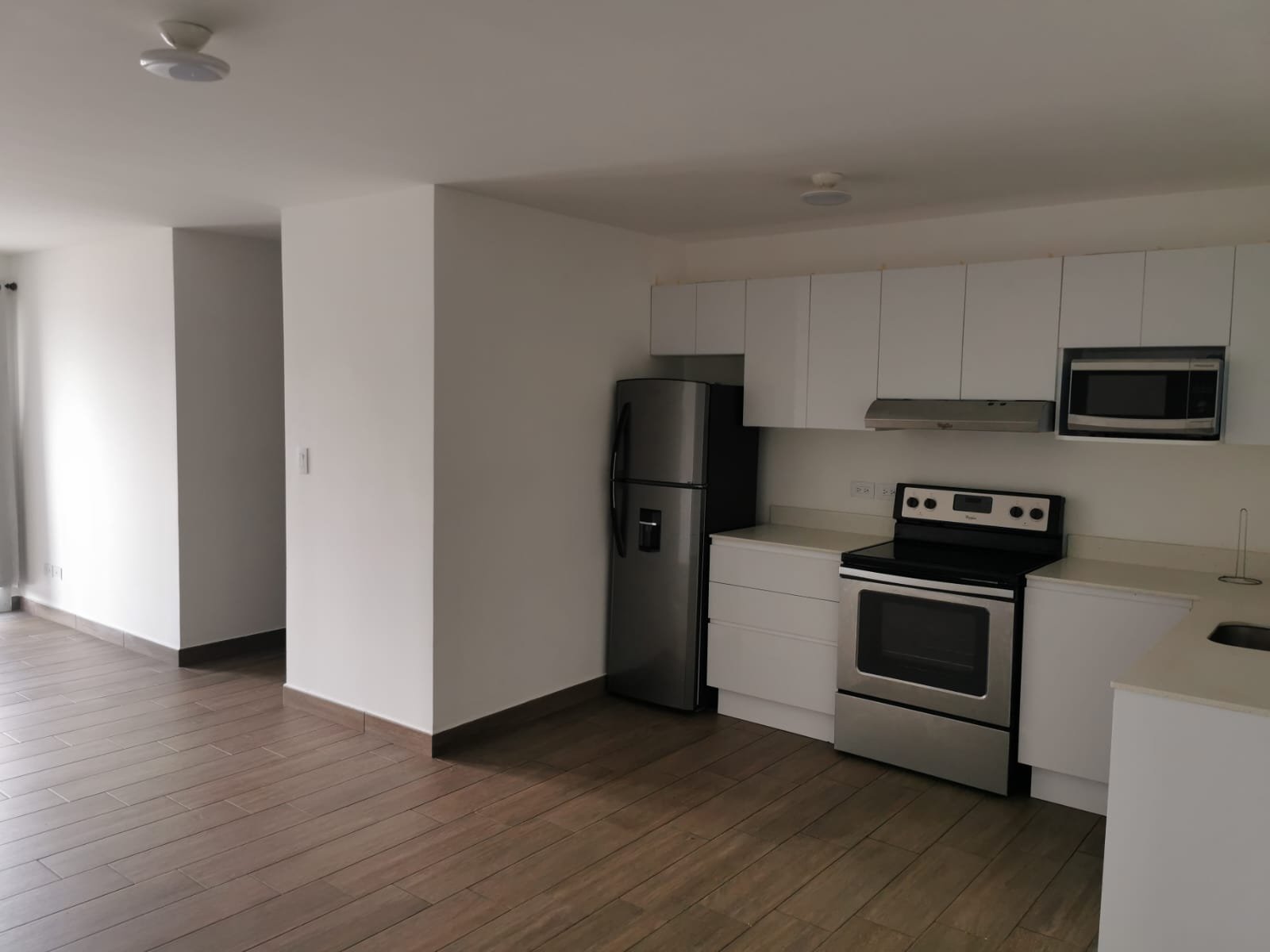Rento Apartamento Santa María Las Charcas zona 11