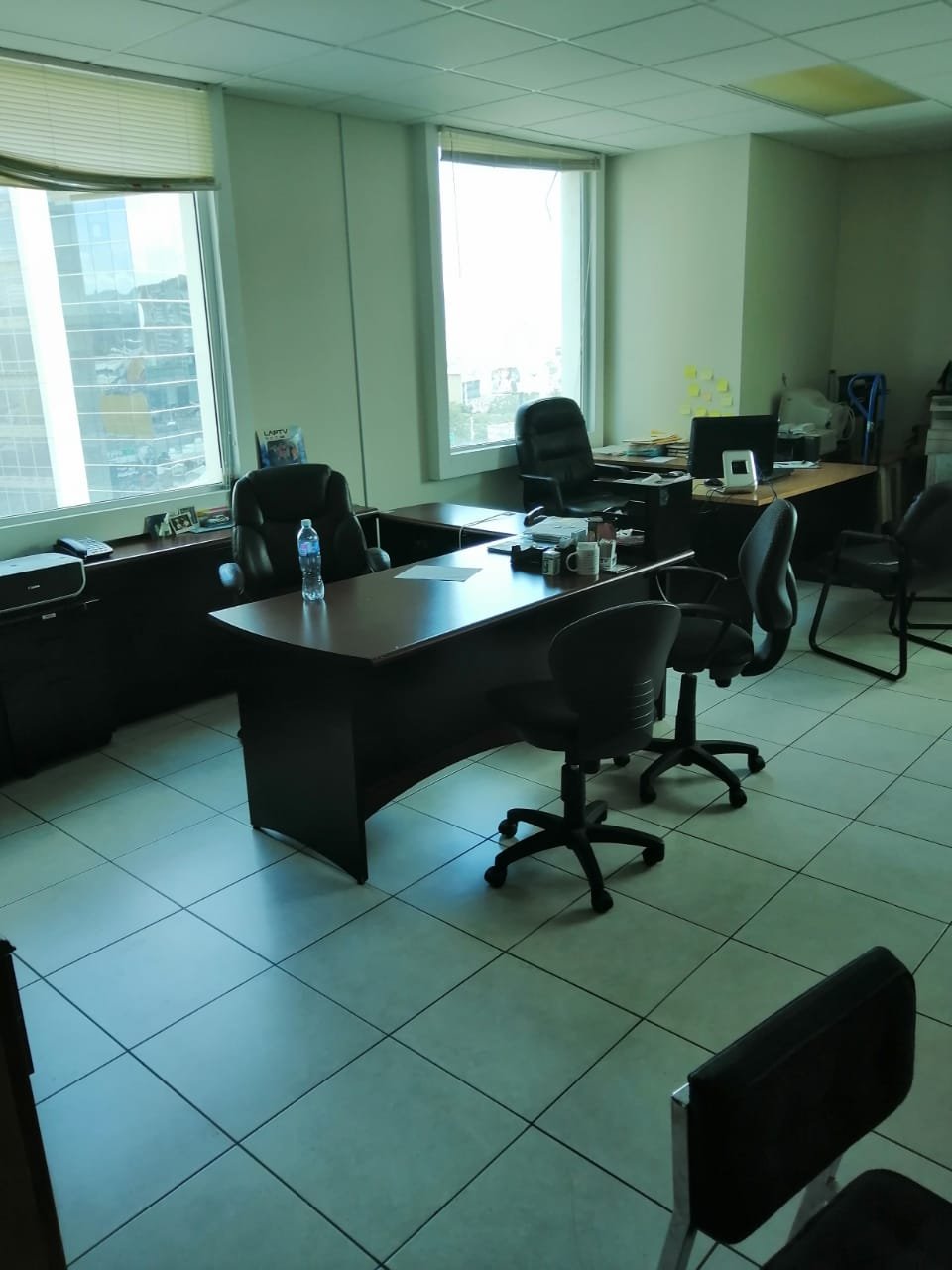 Vendo Oficina en Torre Empresarial Zona Pradera zona 10