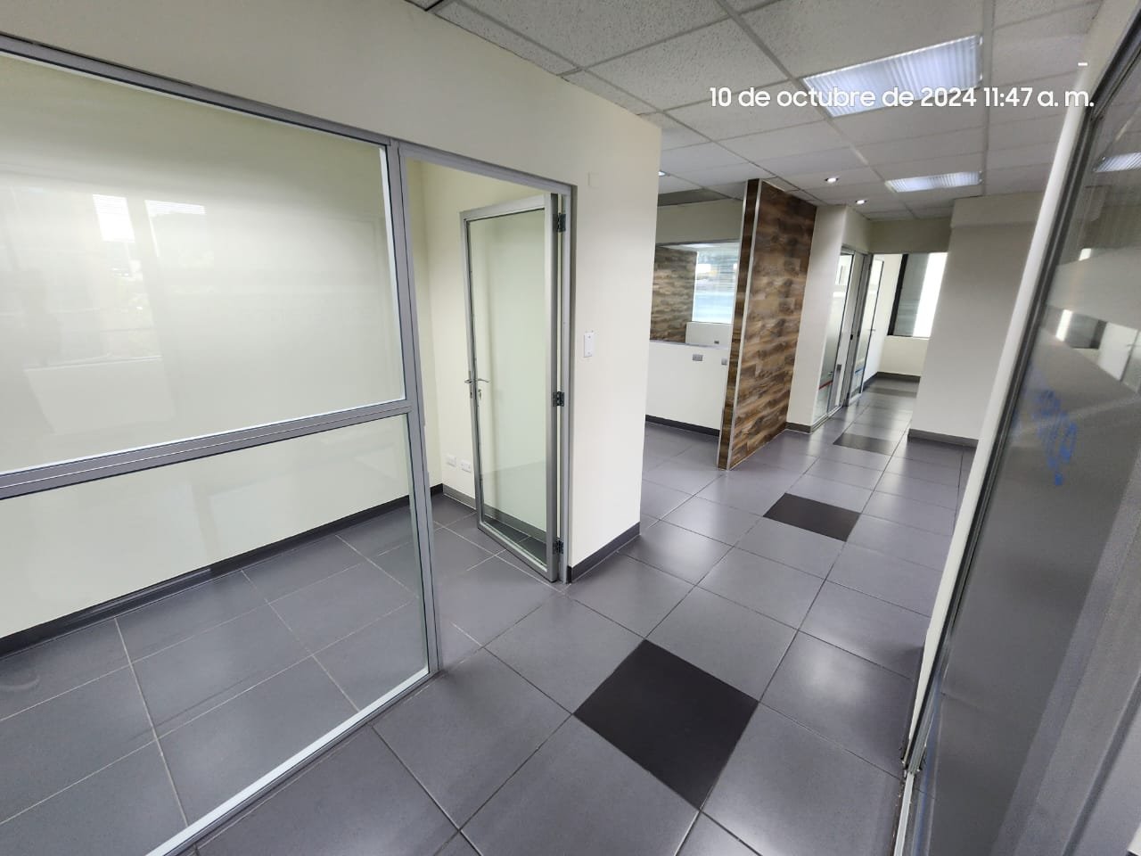 Venta de oficina en Europlaza zona 14