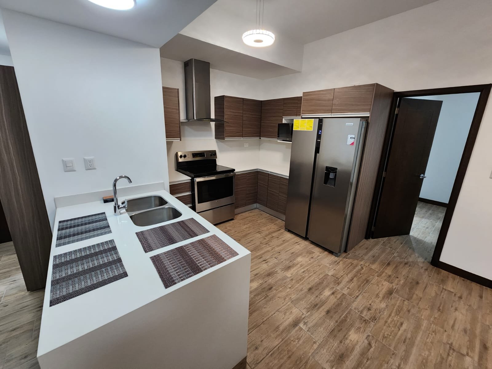 Apartamento nuevo en renta 2 habitaciones en Diagonal 6 z10