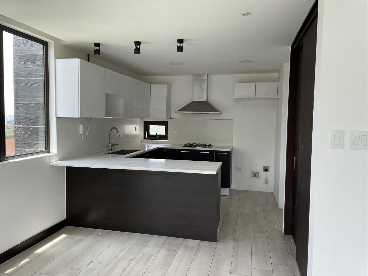 Vendo Apartamento Edificio LIV zona 15