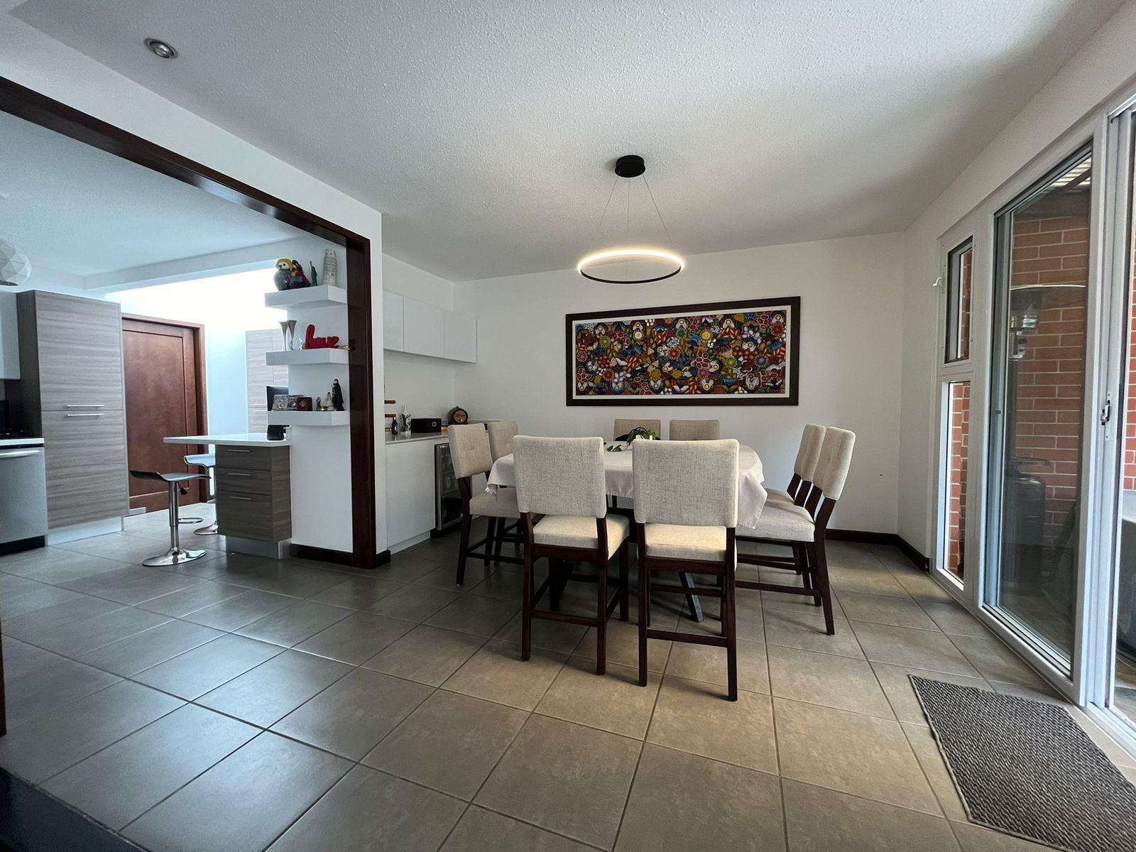 Casa en Venta en Ensenada San Isidro zona 16