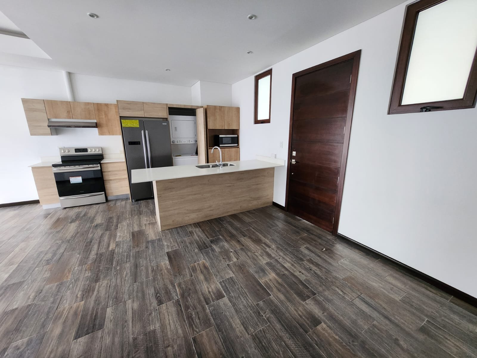 Apartamento en Renta en Lirios de Cayalá zona 16