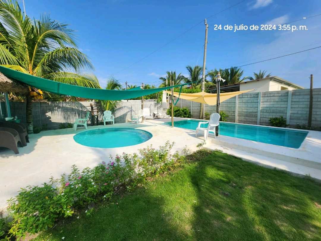 Vendo Casa Vacacional en Monterrico