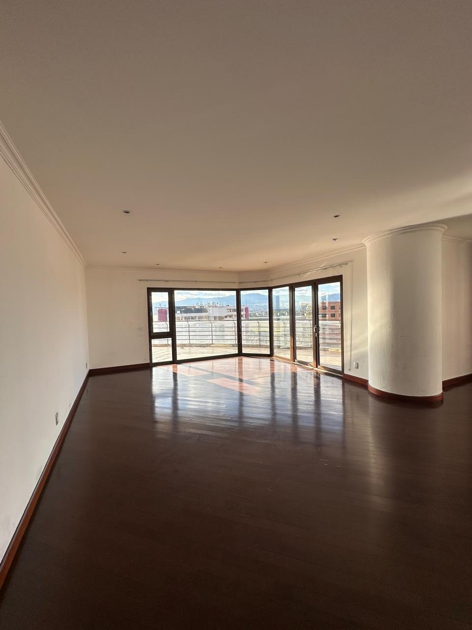 Apartamento en renta en Tadeus Zona 14