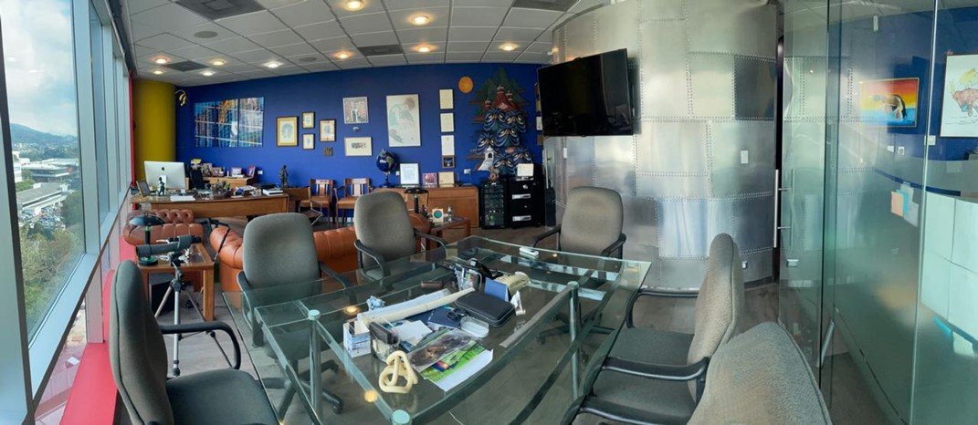 Oficina en venta amueblada en Zona Pradera Zona 10