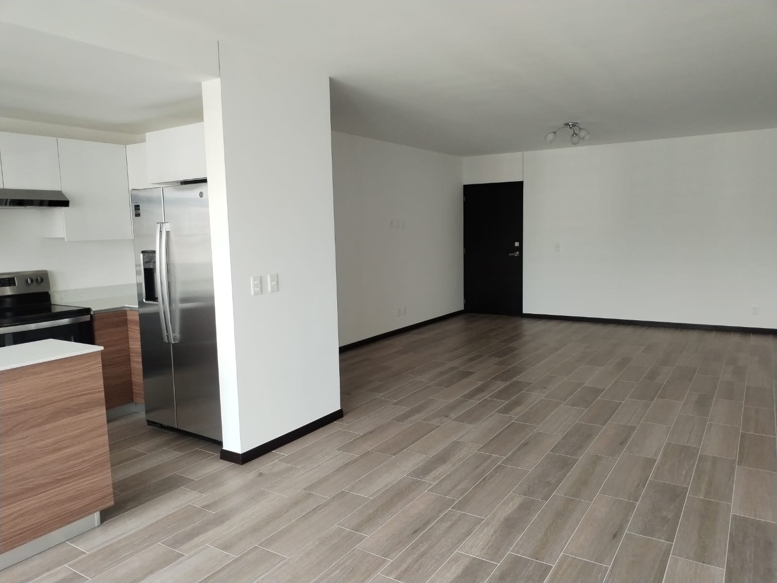 Apartamento en renta zona 14