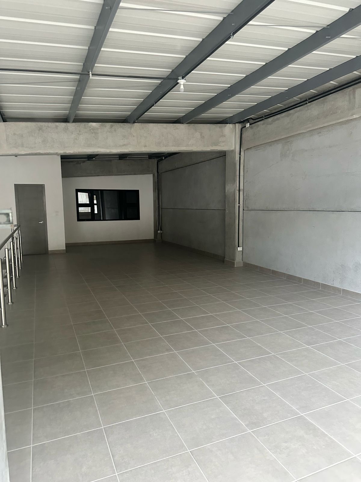 Ofibodegas en Alquiler en zona 18 calzada La Paz