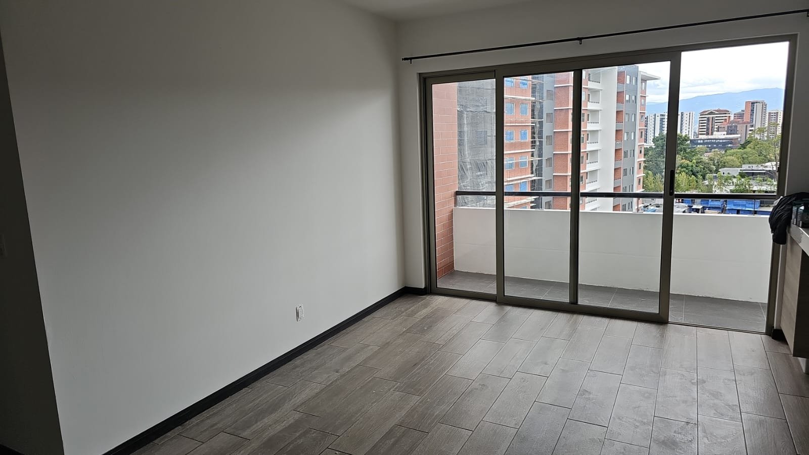 Apartamento en Venta en zona 14 edificio Segheria