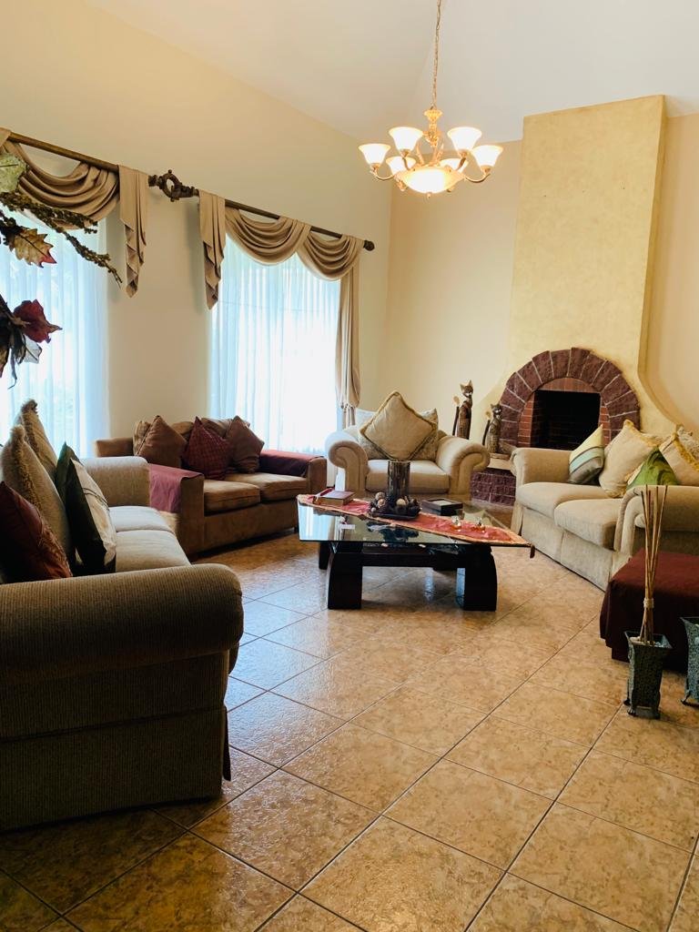 Alquilo Casa en Km.23 CAES en condominio Casa y Campo