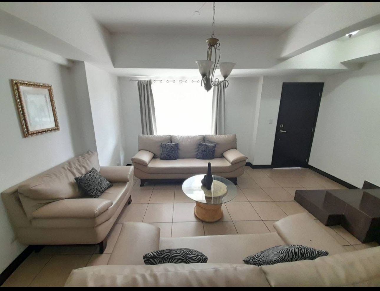 Apartamento amueblado en alquiler en Edificio Viventi zona 11