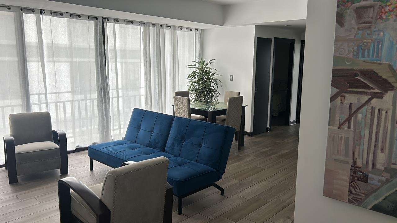 Alquilo apartamento en edificio Tres15 en zona 13