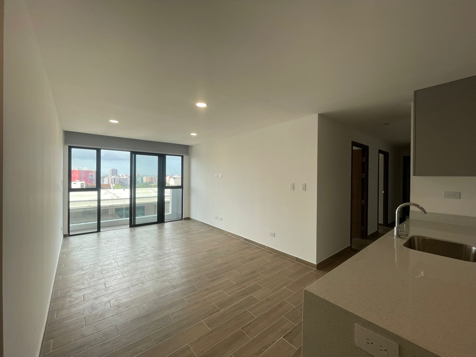 Parque 14 NIVEL ALTO apartamento en renta
