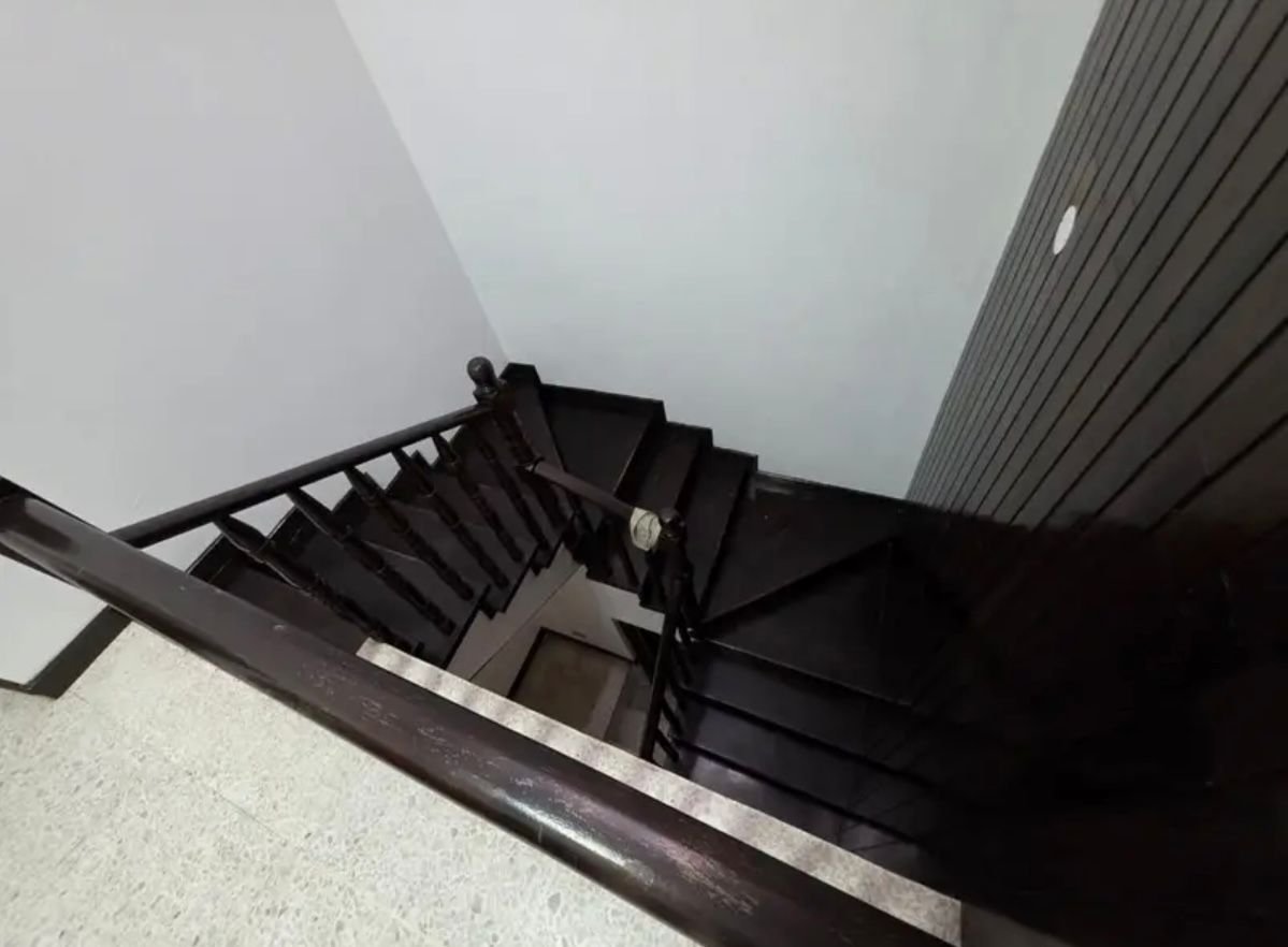 Casa en renta para oficinas en Zona14 Afuera de la Cañada