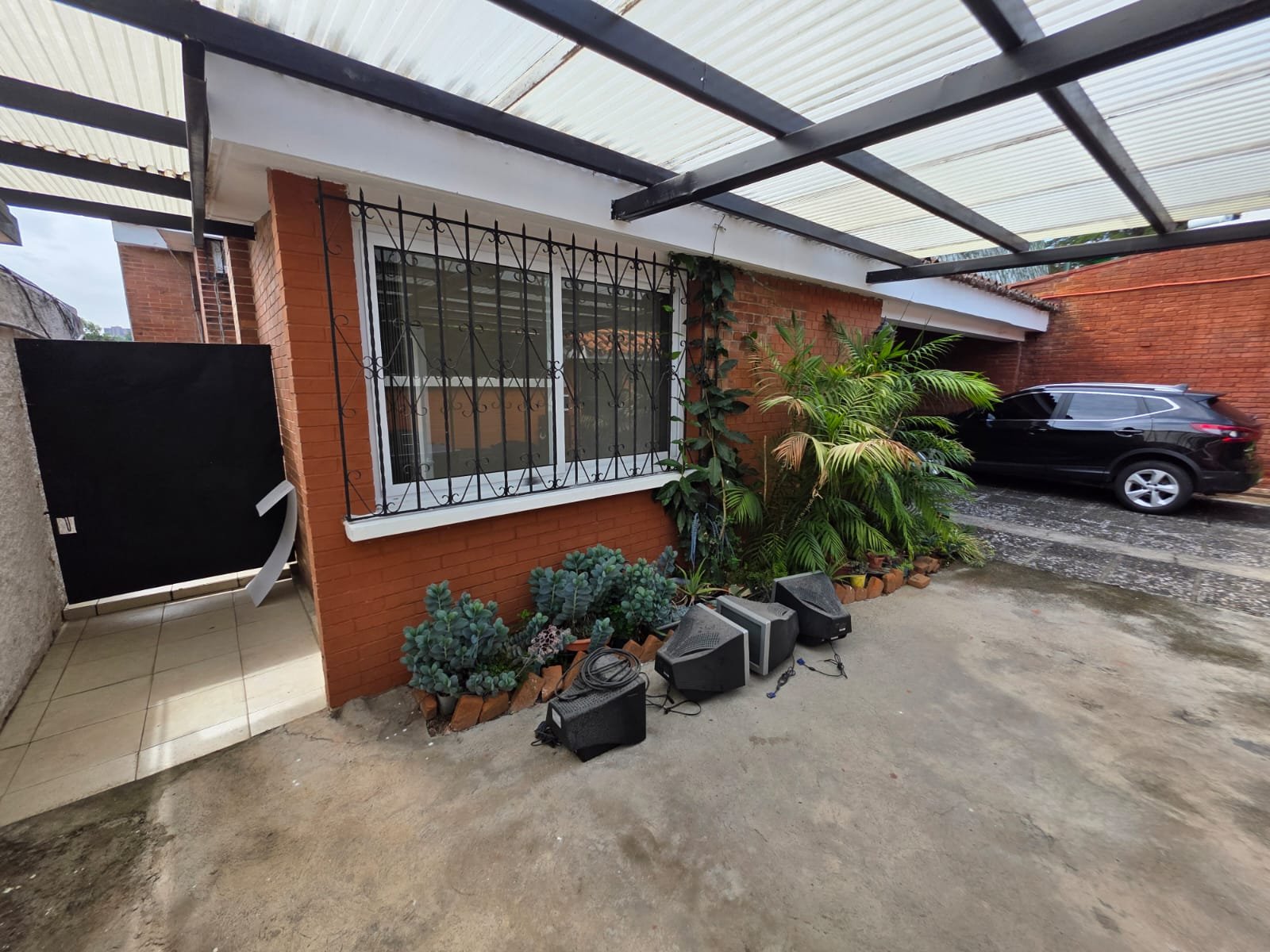 Casa en renta en zona 10 Oakland