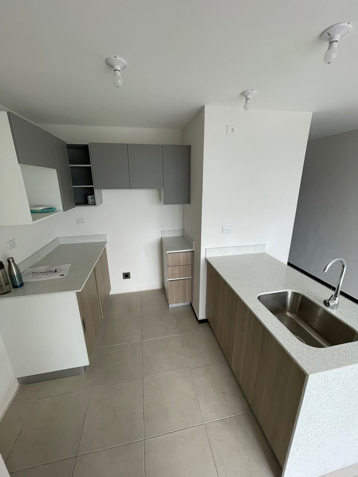 Apartamento en renta de 3 habitaciones z11 Parque San Jorge