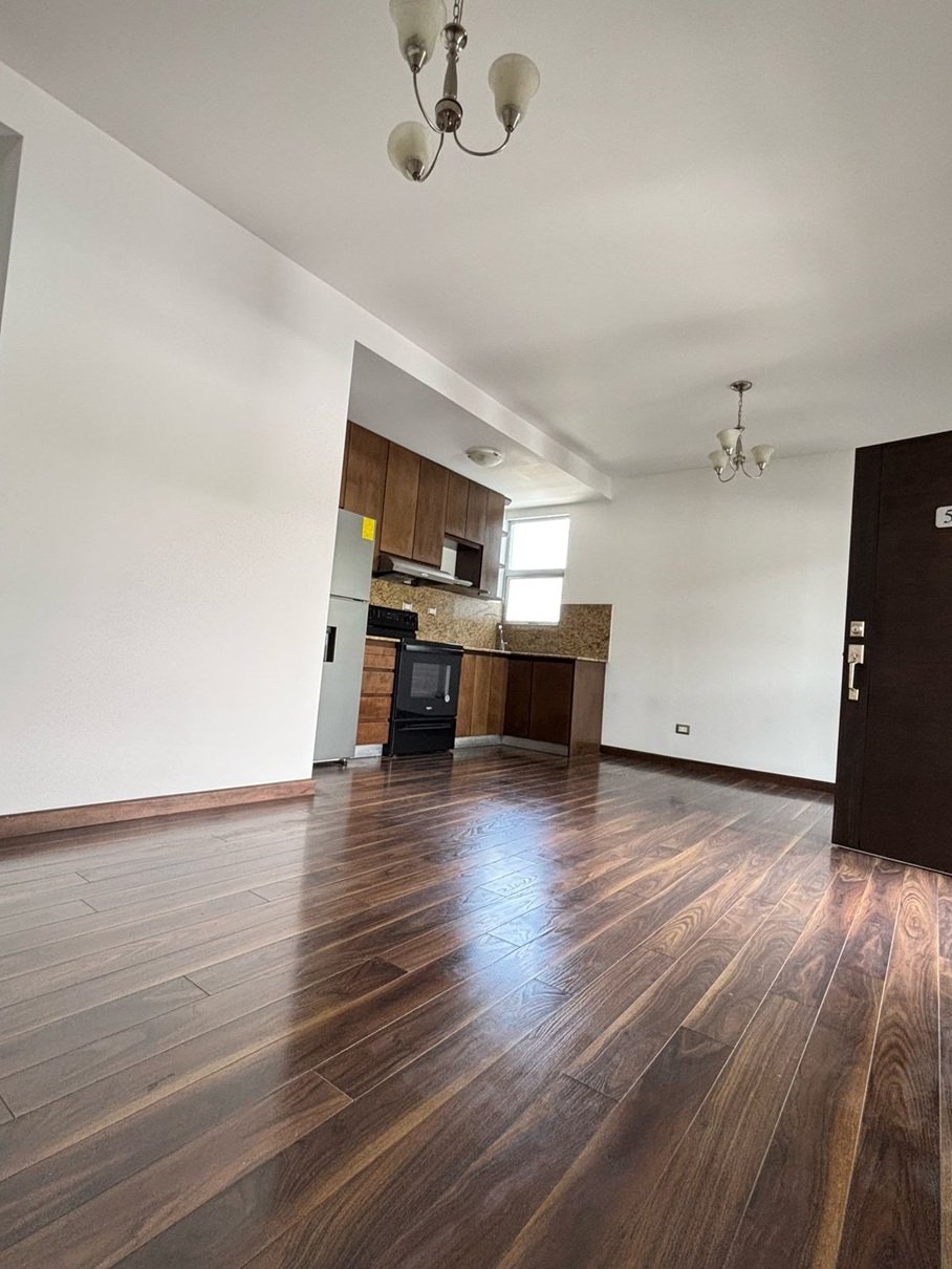 Apartamento en renta de 2 habitaciones en zona 16